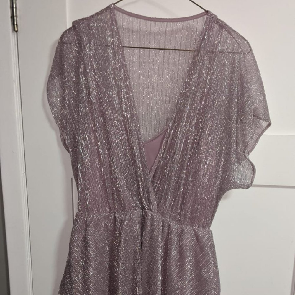 BEAUTIFUL SHIMMERY DRESS